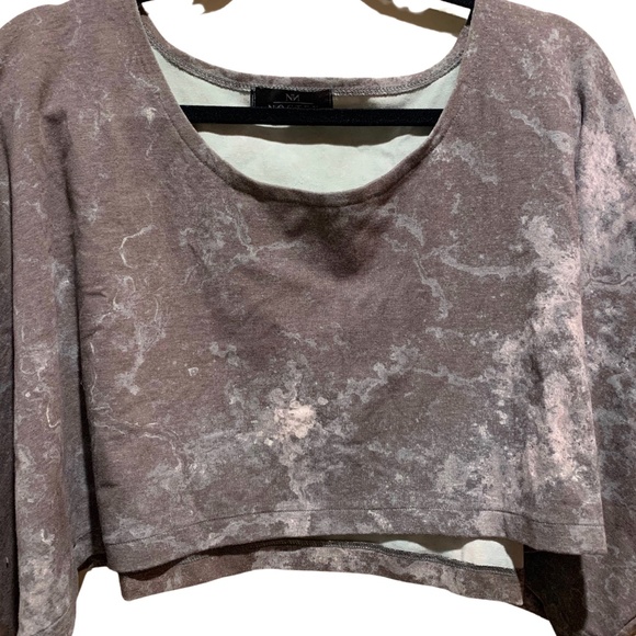 Noctex Cropped Rock Print Tee - Picture 2 of 4